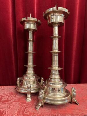 Candle Holders Measures Without Pin style Gothic - Style en Bronze / Polished and Varnished, Belgium  19 th century ( Anno 1855 )