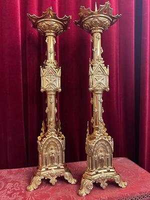 Candle Holders Measures Without Pin style Gothic - Style en Bronze / Polished and Varnished, France 19 th century ( Anno 1885 )