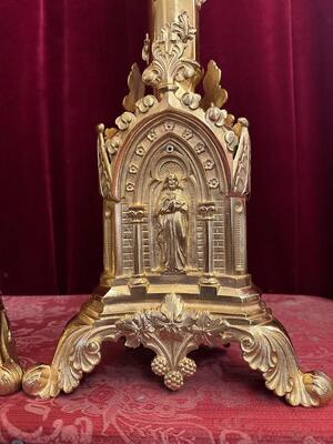 Candle Holders Measures Without Pin style Gothic - Style en Bronze / Polished and Varnished, France 19 th century ( Anno 1885 )