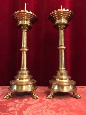 Candle Sticks Measures Without Pin style Gothic - style en bronze, Dutch 19th century