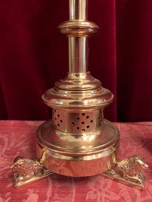 Candle Sticks Measures Without Pin style Gothic - style en Brass / Bronze, Belgium 19th century