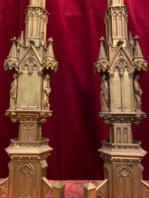 Candle Sticks Measures Without Pin. Total Weight : 13 Kgs style Gothic - Style en Full Bronze Gilt, France 19th century ( anno 1850 )