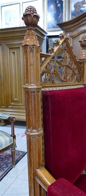 Chairs Expected ! style Gothic - style en Oak Wood /  Red Velvet, Germany 19 th century ( Anno 1880 )