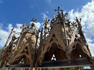 Chapels style Gothic - Style en Iron, 19 th century ( Anno 1865 )