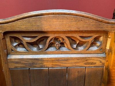 Choir - Stalls style Gothic - style en Oak Wood, England 19 th century