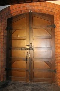 Exceptional Church Doors.  style Gothic - style en Oak wood, Belgium 19th century / 1905