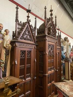 Exceptional Pair Of Highly-Carved Oak Confessionals style Gothic - style en Walnut wood , Arnhem Eusebius Church Netherlands 19 th century ( Anno 1876 )