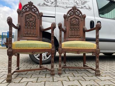 Exceptional Seats style Gothic - Style en Hand - Carved Oak Wood, France 19 th century