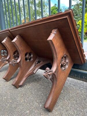 Hanging Pedestals style Gothic - Style en Oak wood, Belgium  19 th century ( Anno 1885 )