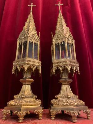 Large Exceptional Reliquaries style Gothic - style en Bronze / Gilt / Glass, France 19 th century ( Anno 1860 )