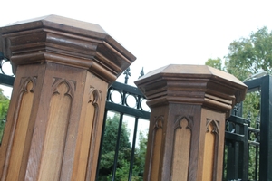 Matching Standing Pedestals style Gothic - style en wood oak, France 19th century