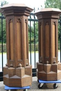 Matching Standing Pedestals style Gothic - style en wood oak, France 19th century