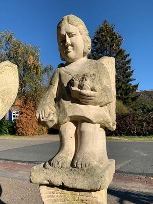 Hand - Carved Sandstone Angels en hand-carved sandstone, 20th century