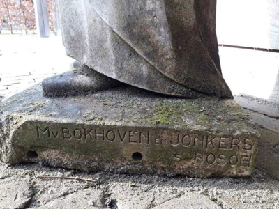 Handcarved Sandstone St. Joseph With Child & St. Mary Statues. en hand-carved sandstone, Dutch 19th century ( anno 1875 )