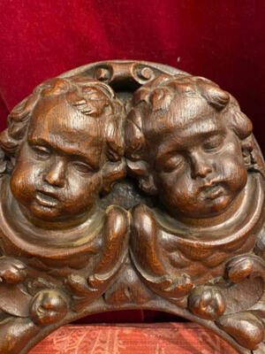 Ornaments Angel Heads en Oak wood, Belgium  19 th century