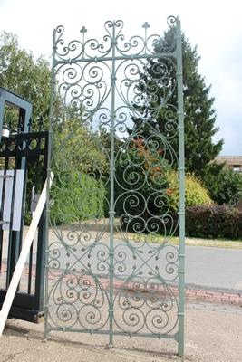 Pair Of Matching Green Coloured Baptistery Entrance Gates / Measurements Of 1 Piece en Hand forged - iron , Belgium 19th century