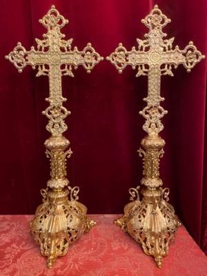 Altar - Crosses style Romanesque en Brass / Bronze / Polished and Varnished, France 19 th century ( Anno 1875 )