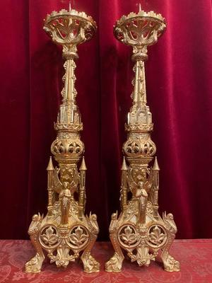 Candle Sticks Measures Without Pin style Romanesque en Bronze / Polished / New Varnished, France 19th century ( anno 1870 )