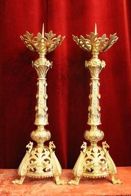 Candle Sticks Measures Without Pin style Romanesque en Bronze / Polished and Varnished, France 19th century