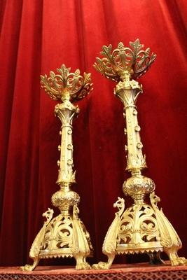 Candle Sticks Measures Without Pin style Romanesque en Bronze / Polished and Varnished, France 19th century