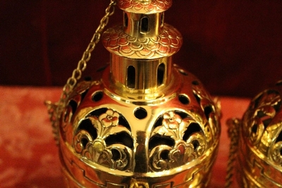 Censers style Romanesque en Brass / Polished / New Varnished, France 19th century ( anno 1875 )