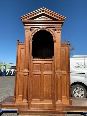 Confessionals style Romanesque en Oak Wood, Belgium 19th century