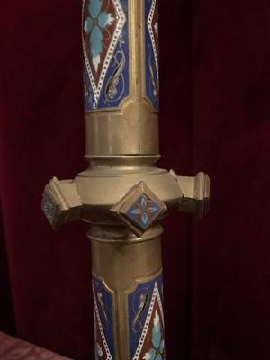 Matching Candle Sticks style Romanesque en Bronze / Gilt / Enamel, France 19th century