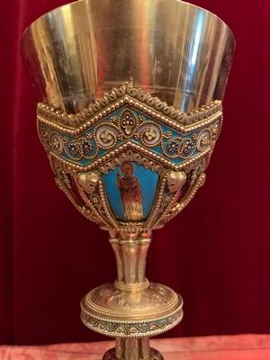 Promanesque-Style Full Silver/Gilt Chalice & Ciborium, Richly Enamelled, With Paten, In Very Good Condition, No Dents Or Cracks. style Romanesque en full silver / enamel medalions, France 19th century ( anno 1865 )