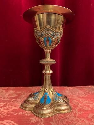 Romanesque-Style Full Silver/Gilt Chalice & Ciborium, Richly Enamelled, With Paten, In Very Good Condition style Romanesque en full silver / enamel medalions, France 19th century ( anno 1865 )