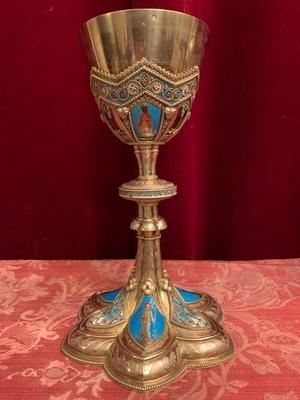 Romanesque-Style Full Silver/Gilt Chalice & Ciborium, Richly Enamelled, With Paten, In Very Good Condition style Romanesque en full silver / enamel medalions, France 19th century ( anno 1865 )