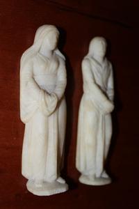 St. Mary And St. John  en hand carved alabast, Italy 17 th century /18 th century