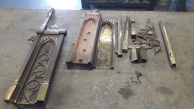 Project 2019 Restauration Of Chapel With Tabernacle en Brass / Polished / New Varnished, 19th century ( anno 1875 )