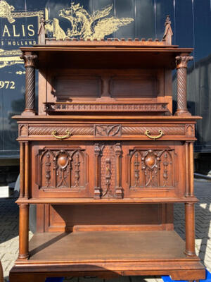 Complete Dining Set style Gothic - style en Walnut wood , France 19 th century