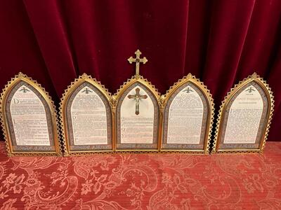 Canon Boards Measurements : 1 X 50 W X 36 H Cm. 2 X 19 W  X 29 H Cm.  style Gothic - Style en Brass / Glass  / Polished and Varnished / Stone, France 19 th century