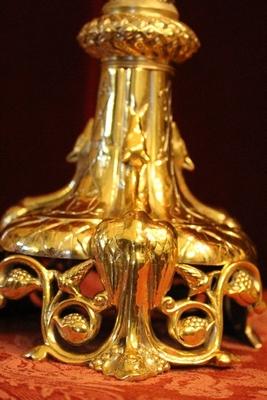 6 Matching Candle Sticks Measures Without Pin. style Romanesque en Bronze / Polished and Varnished, France 19th century ( anno 1880 )