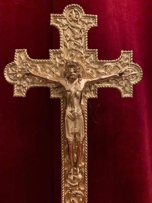 Matching Candle Sticks With Cross Altar Set style Romanesque en Bronze / Polished and Varnished, France 19th century ( anno 1875 )