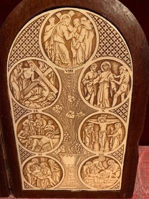 Small Series Stations Of The Cross To Travel. Measures Opened en Wood / Ivory, France 19th century